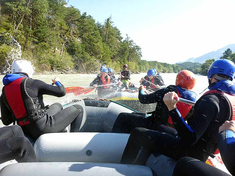 Beim Rafting ist Teamgeist gefragt